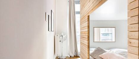 Iron/ironing board, travel cot, free WiFi, bed sheets