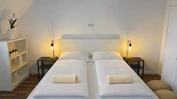 Apartamento, 4 habitaciones | Tabla de planchar con plancha, wifi gratis, ropa de cama