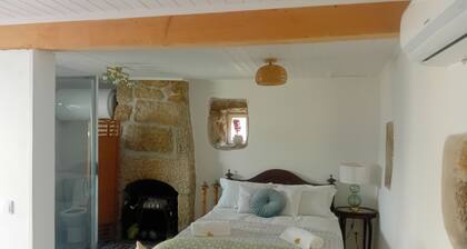 Cosy Stone Cottage in a Beautiful Medieval Village overlooking the Coa Valley