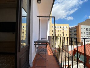 Outdoor dining - LV21 Apartamento playa de Barcelona Poblenou (Barcelona)
