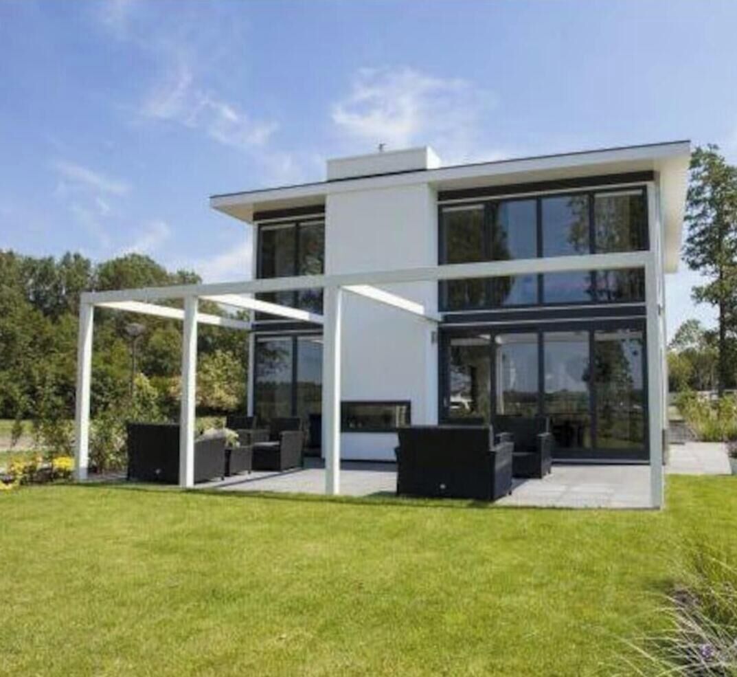 House | Exterior