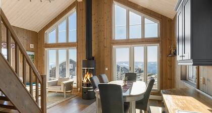 Modern Ski cabin with a view in Hafjell