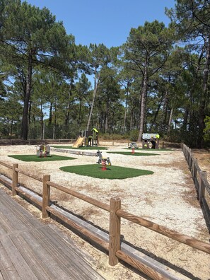Children’s area - Appartement T2 de 30 m2 Maubuisson, Proche lac et plage (Carcans)