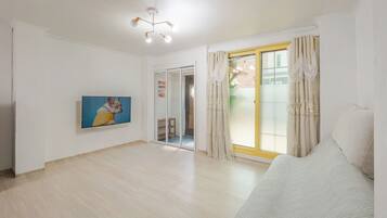 Basic Room, 1 Bedroom (Room 102) | 1 bedroom, free WiFi