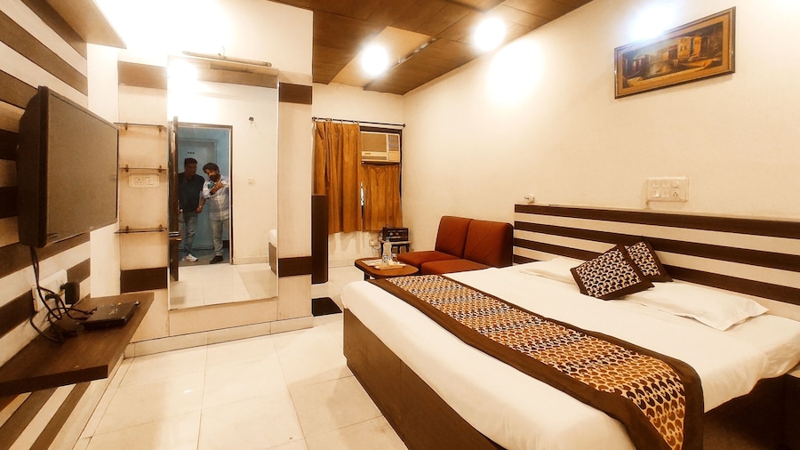 THE SURYA PRIME Near AC Market