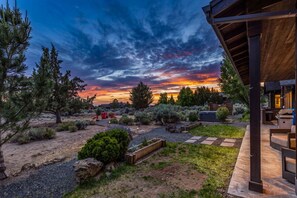 Terrace/patio - Brasada Ranchview Hot Tub | Fire Pit | Bunk Room (Powell Butte)