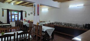 Kamar Premium | Tempat makan