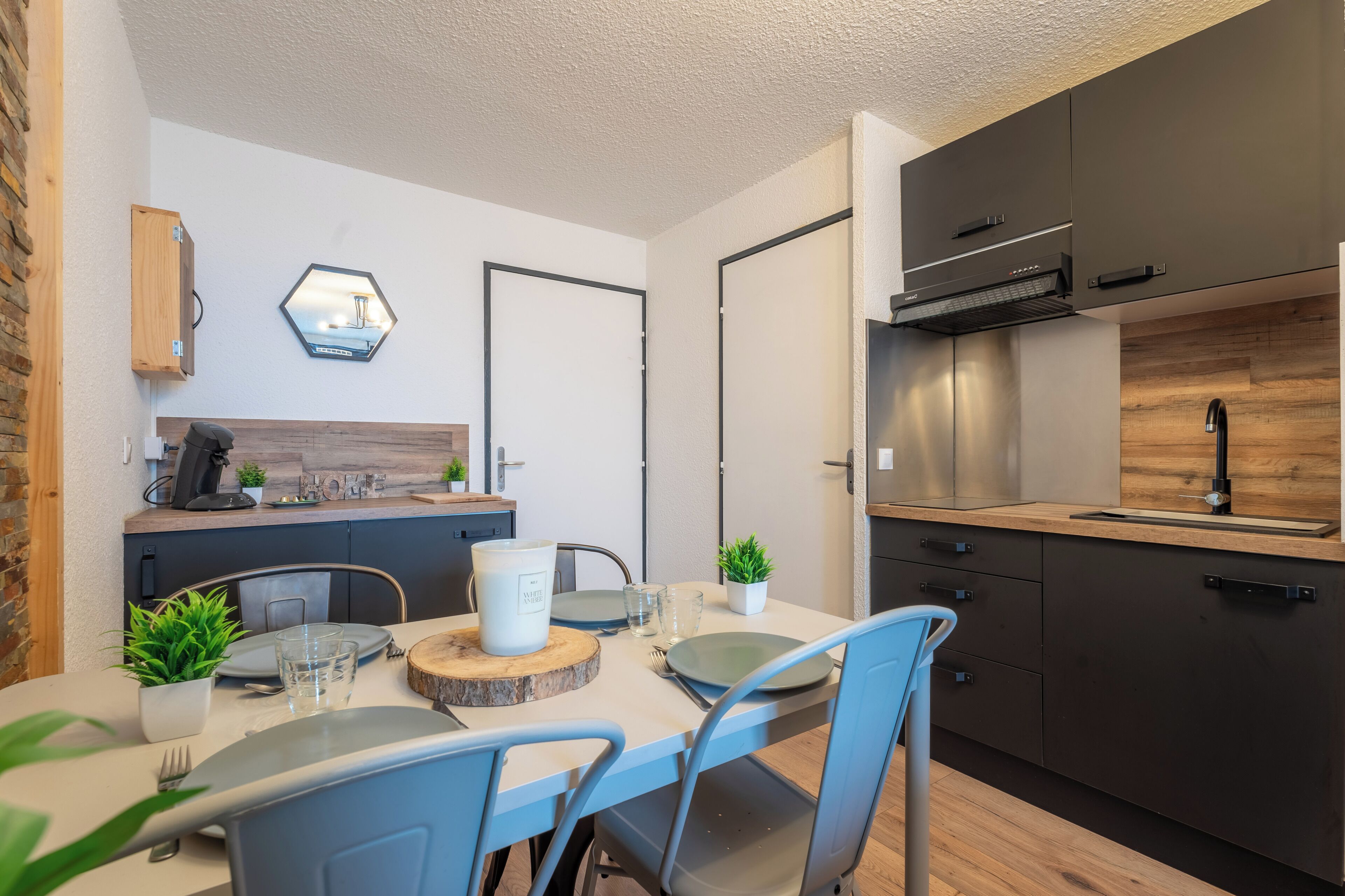 Classic-Apartment, Balkon, Bergblick | Eigene Küche