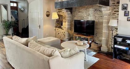 Ma maison au pied du Château T4