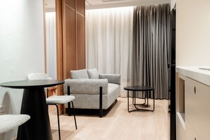 Junior Suite | Interior - Hapu Hotel - Apartment (Cua Nam)