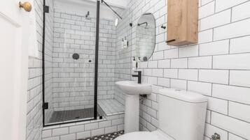 Deluxe-Apartment, Gartenblick | Badezimmer
