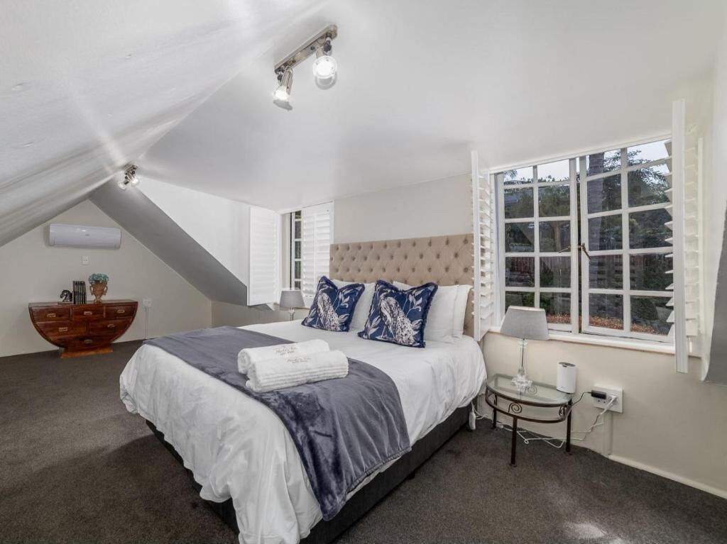 Deluxe appartement, uitzicht op tuin | Een strijkplank/strijkijzer, gratis wifi