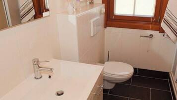 House | Bathroom