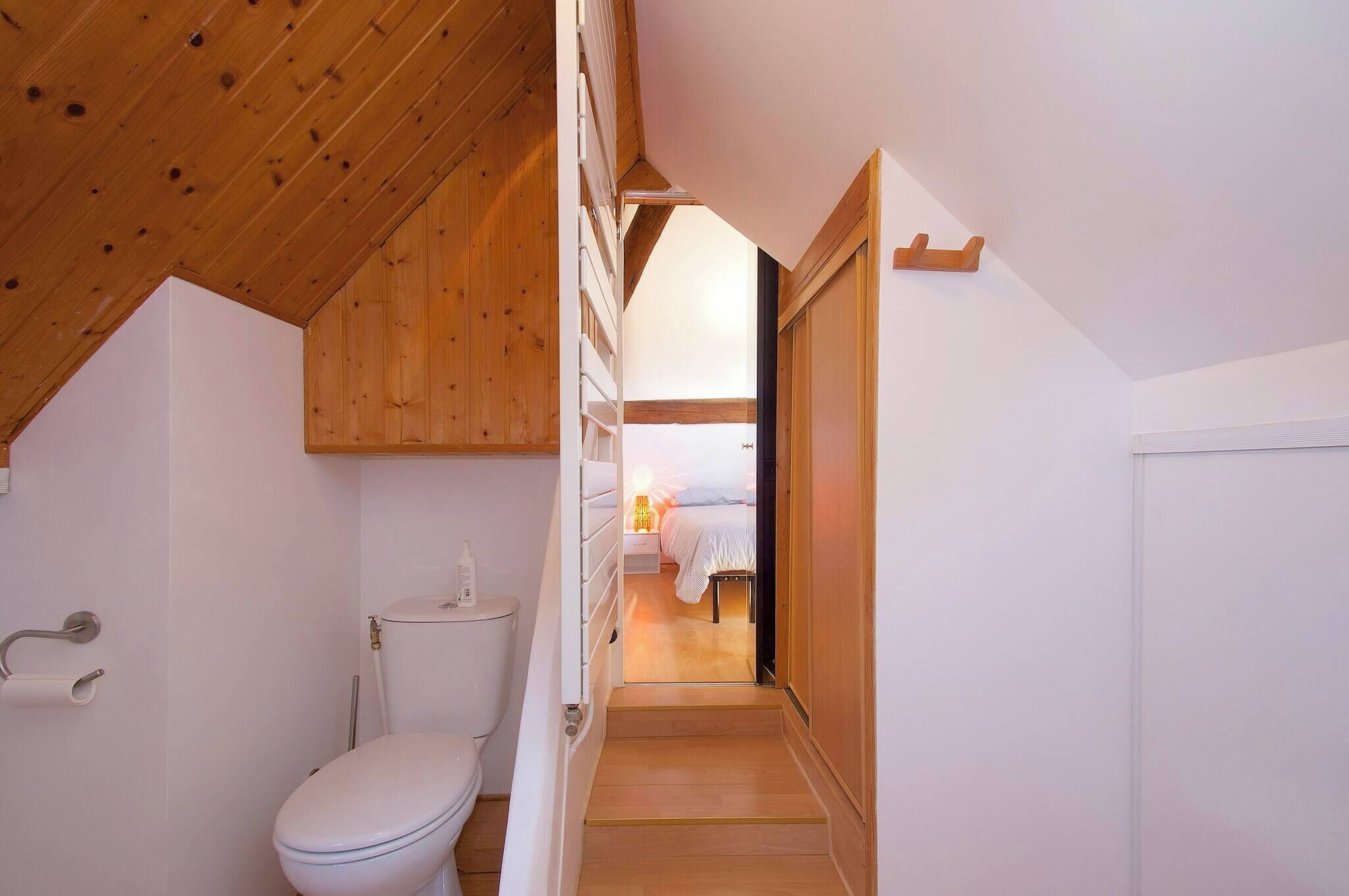 Iron/ironing board, travel crib, free WiFi, bed sheets