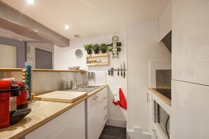 Fridge, microwave, oven, dishwasher - AppartCosy 02  Rachapt Duplex 30m2 (3 Pers) (Vitré)