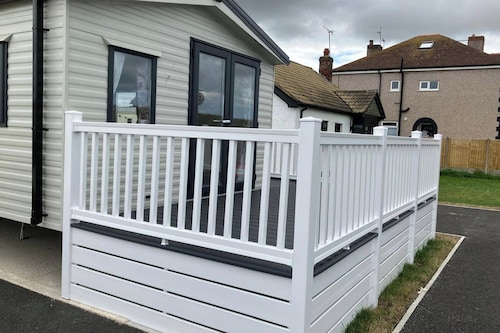 Scarlet 3 Bed Caravan Sleeps 6 - Balcony