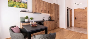 Stylish "Alpenchic" Apartment in a Prime Location on Lake Königssee