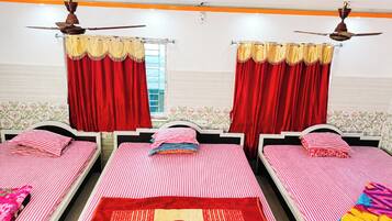 Family Double Room, Air conditioning | View from room