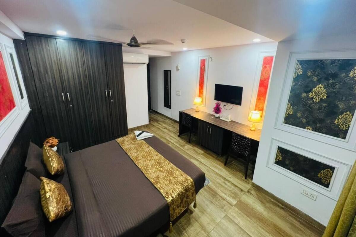 Deluxe Double Room | Free WiFi
