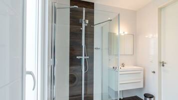House | Bathroom