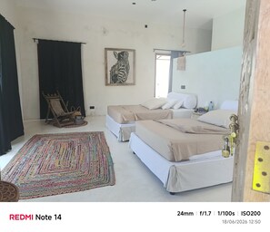 3 bedrooms, iron/ironing board, WiFi, bed sheets - Stunning newly built villa located 50 meters from Fortamu Beach (Watamu)
