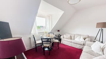 Fernseher, Stereoanlage