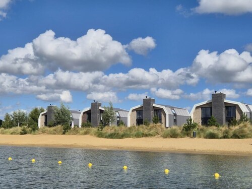 Villa Waterfront 12