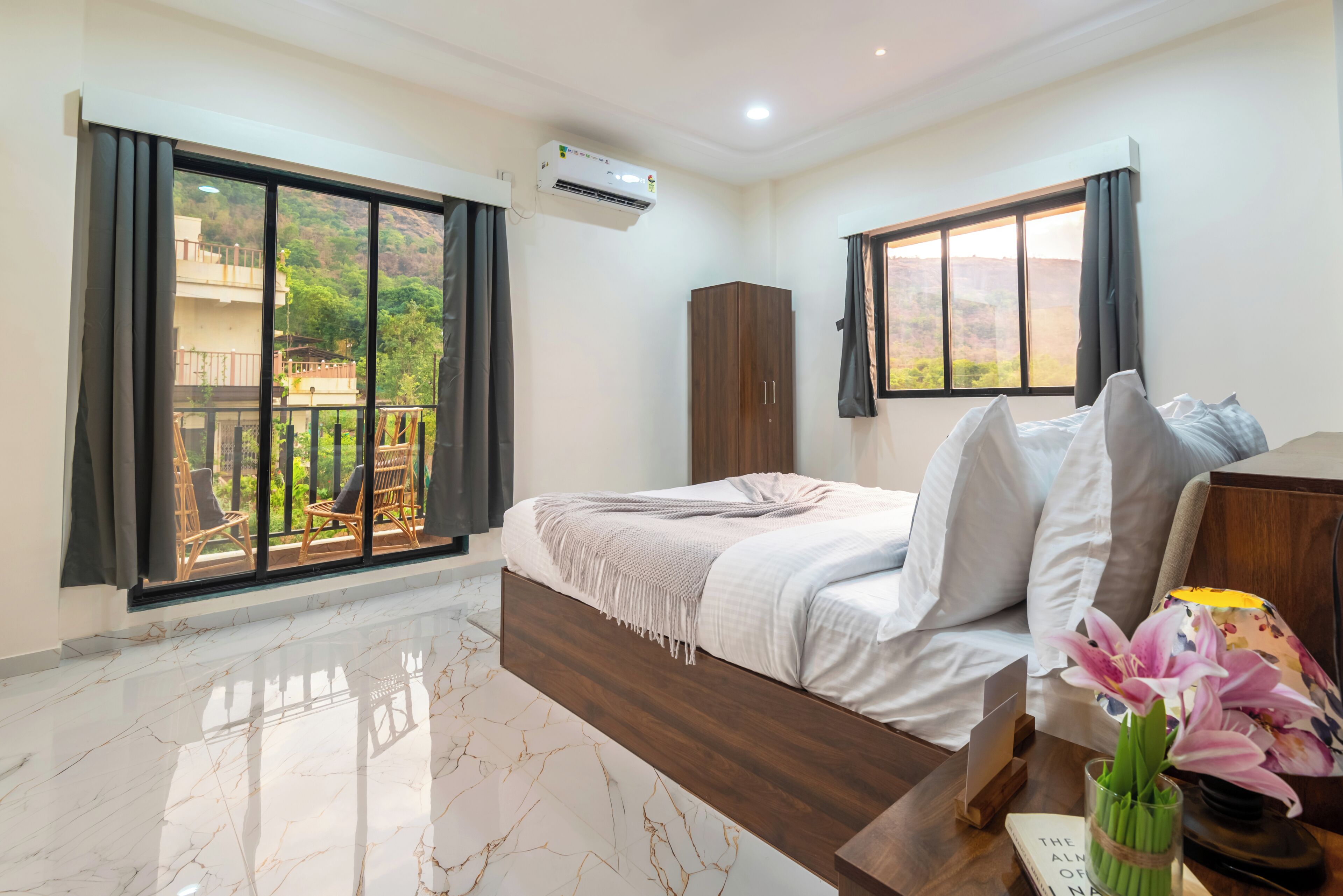 Deluxe Villa