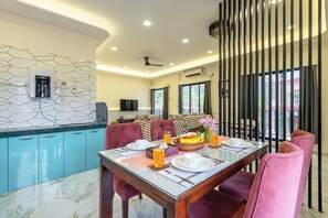Dining - Ansh Villa Luxury 4-BHK Pet-friendly (Jambrung)