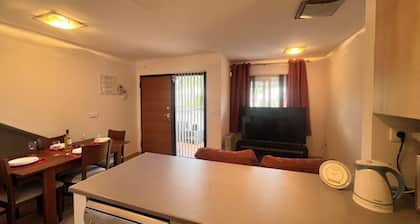 Fabulous 2-Bedroom Apartment on, Condado de Alhama Golf Resort, Murcia