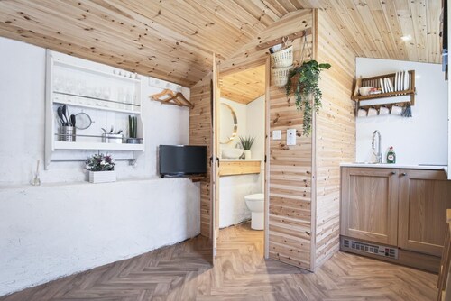 The Brook Nook - Studio - Dale