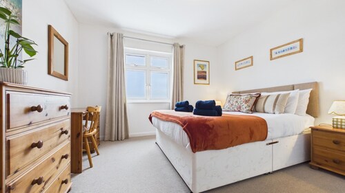 St Catherines Apartment - 2 Bedroom - Penally
