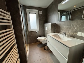 House | Bathroom - Pavilion L"etage 6 (Kaatsheuvel)