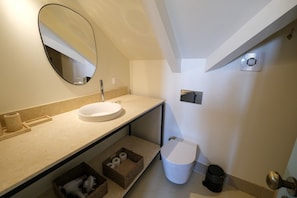 Hair dryer, towels - The Old Net Studio in Porto Brandão (Caparica)