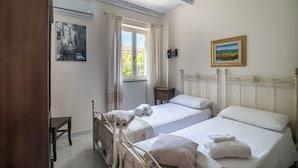 Condo, 2 Bedrooms