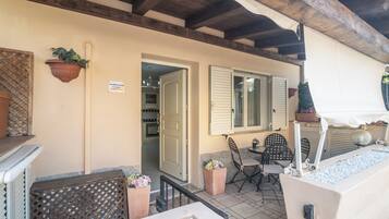 Condo, 3 habitaciones | Restaurante al aire libre