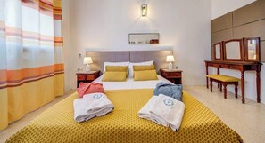 Desk, iron/ironing board, travel cot, WiFi - Gozo Couple Bungalow No 2 · Pool, Cabana, BBQ Deck (Gozo)
