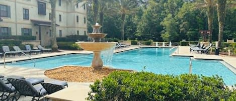 Outdoor pool, a heated pool