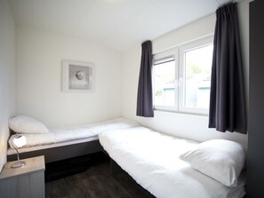 House - Holiday Home in Nijkerk With Terrace (Nijkerk)