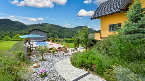 Villa Exclusive by Villas Guide