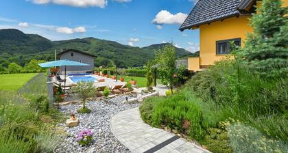 Villa Exclusive by Villas Guide
