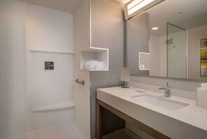 Bathroom - Near Grandfather Mtn | Indoor Pool + Bistro (Sugar Mountain)