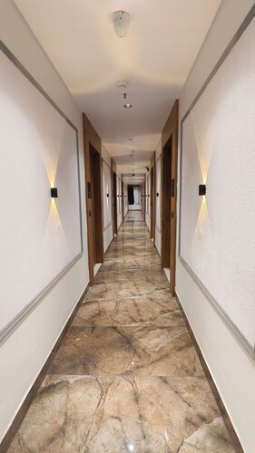 HOTEL MOJO STAY