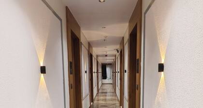 HOTEL MOJO STAY