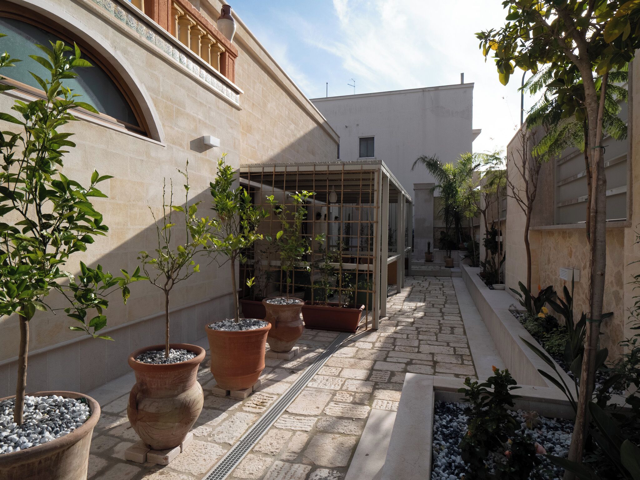 Quarto casal ou duplo conforto, varanda, vista para o jardim | Terraço/pátio