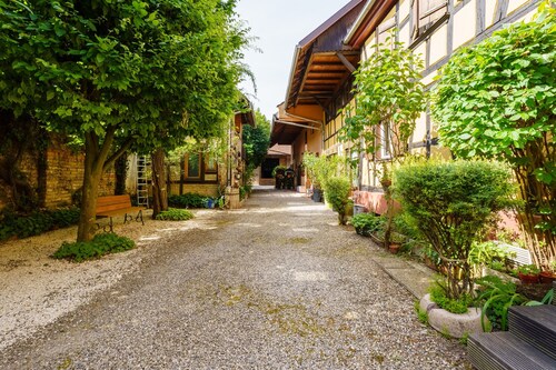 Gite Geranium – La Cour de J'Anne in the Heart of Old Schiltigheim