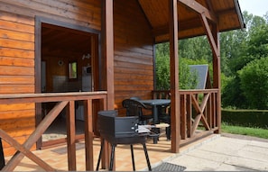 Unclassified image, 4 of 24, button - Chalet Béhier for 6 with Shared Pool, Private Terrace, and Wi-Fi (Livarot-Pays-d'Auge)