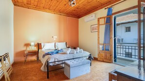 1 bedroom, iron/ironing board, WiFi, bed sheets - Mati Sea View Apartment with Sea View, Wi-Fi, and Air Conditioning (Nydri)