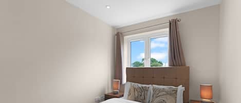 Family Apartment, Balcony