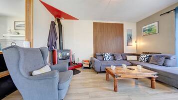 Fernseher, Kamin, Videospiele